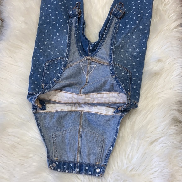 Oshkosh Overall Pants With Hearts ♥️ 24 months - Picture 13 of 15